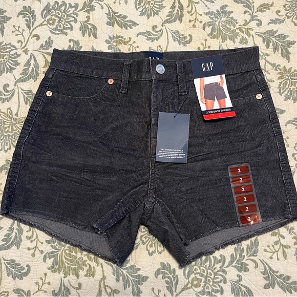 GAP Dark Gray Corduroy Jean Shorts - Picture 1 of 3